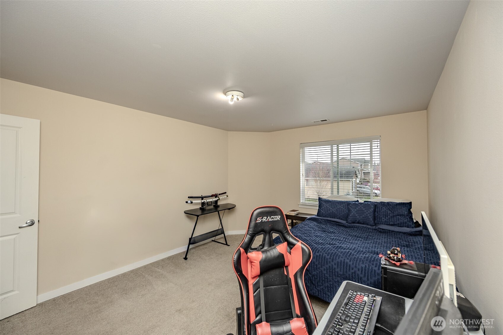 1737 Hillcrest Loop , Mount Vernon, WA 98274