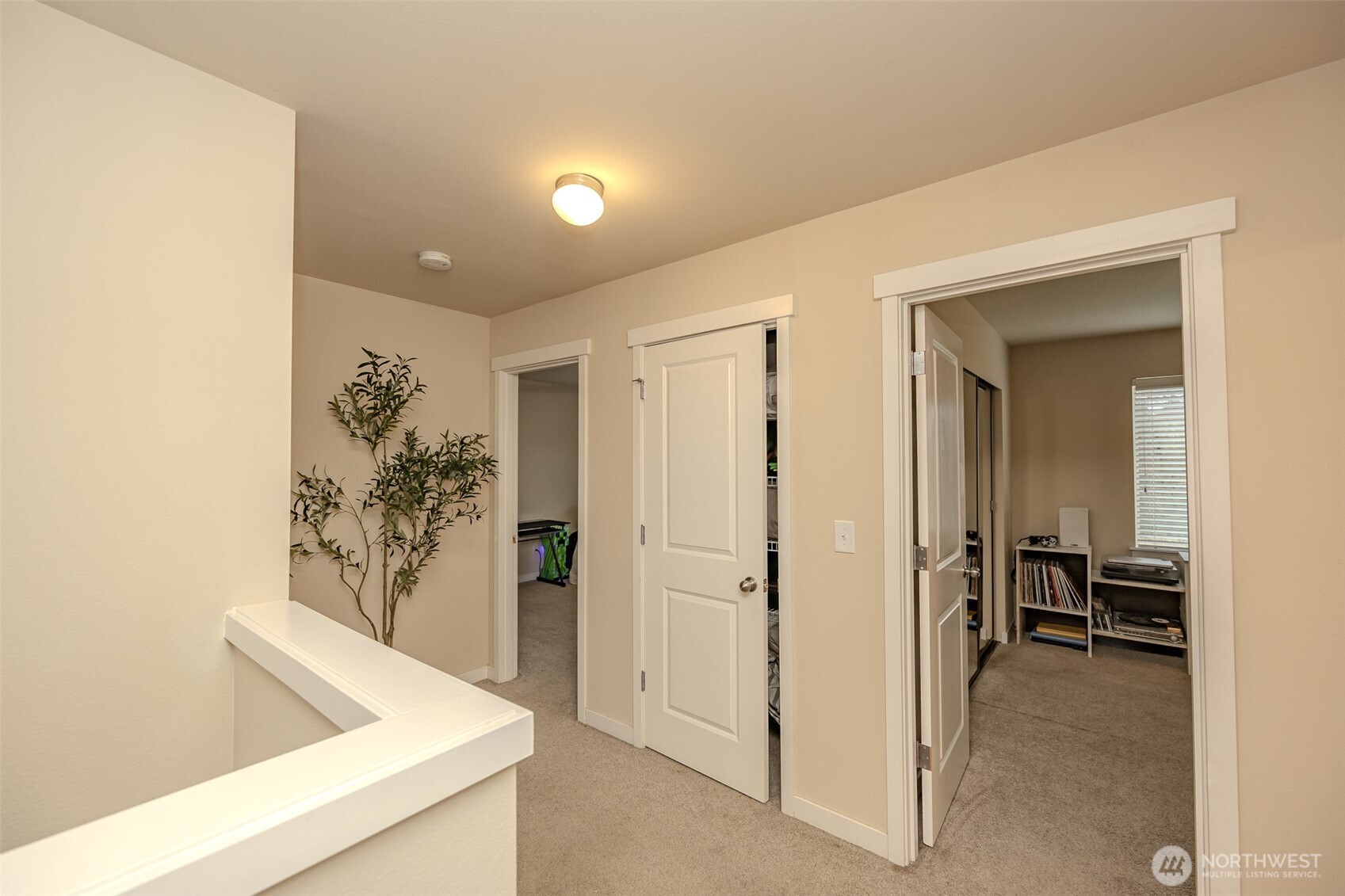 1737 Hillcrest Loop , Mount Vernon, WA 98274