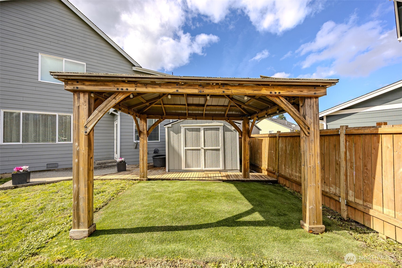 1737 Hillcrest Loop , Mount Vernon, WA 98274