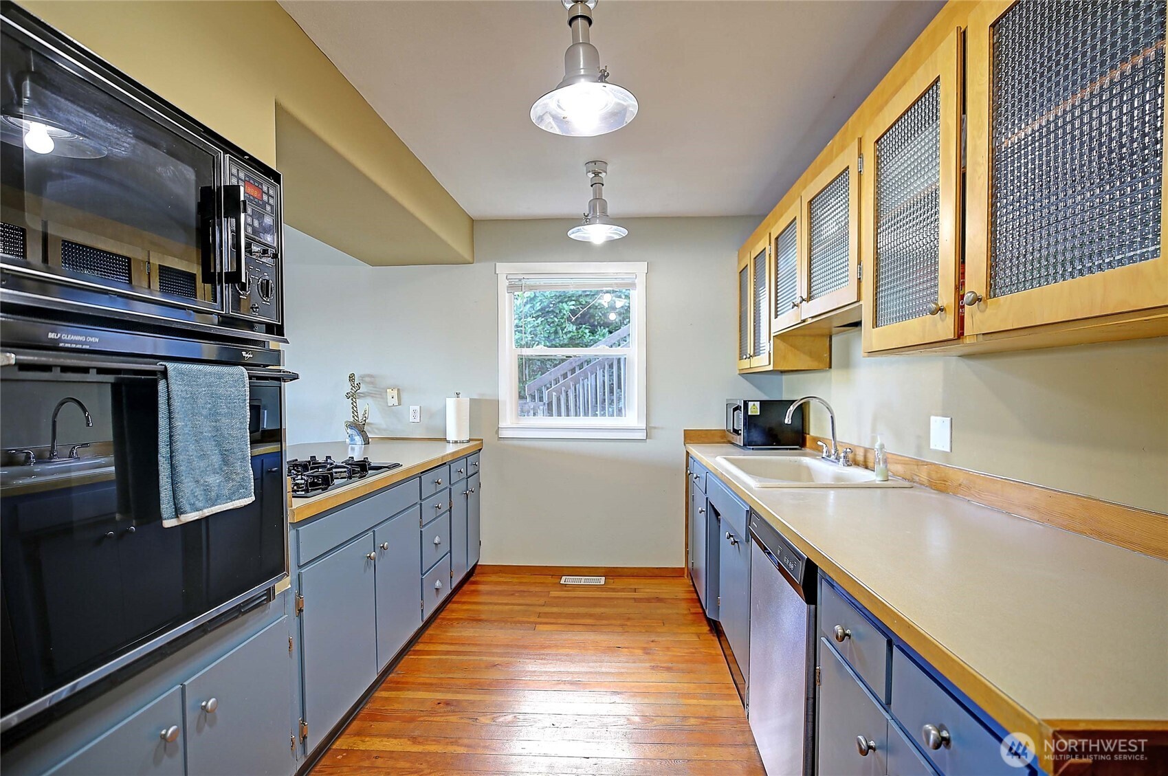 641 Maple Grove Road , Camano Island, WA 98282