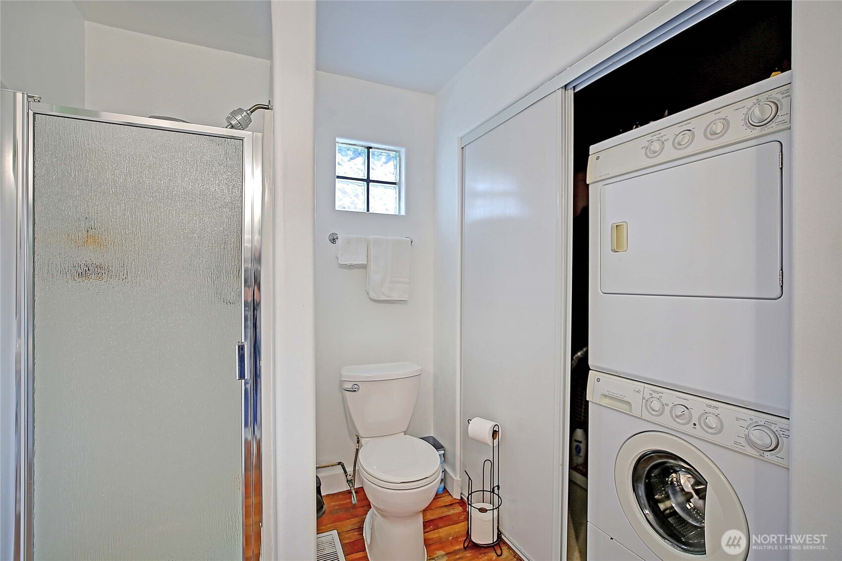 641 Maple Grove Road , Camano Island, WA 98282