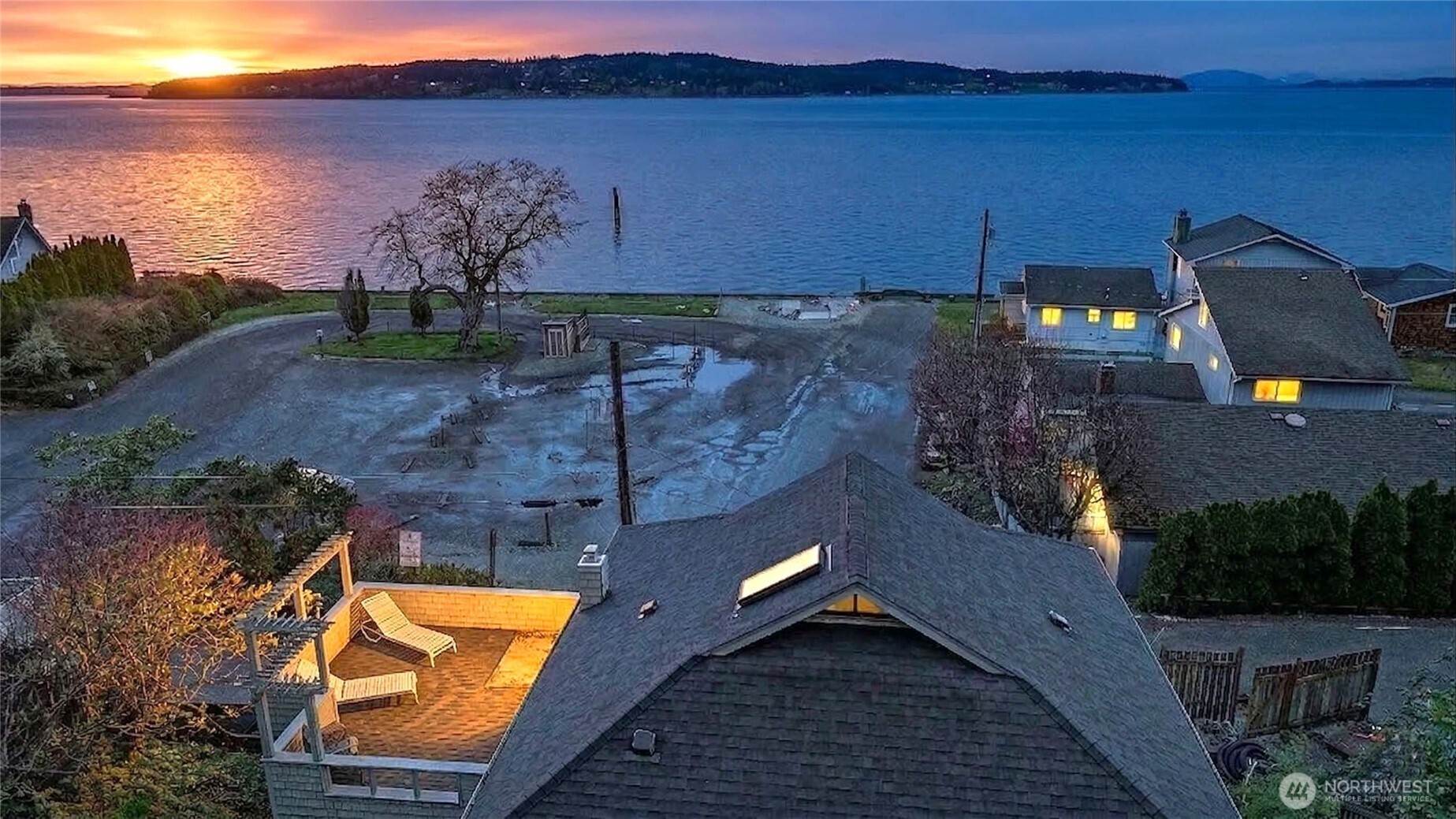 641 Maple Grove Road , Camano Island, WA 98282