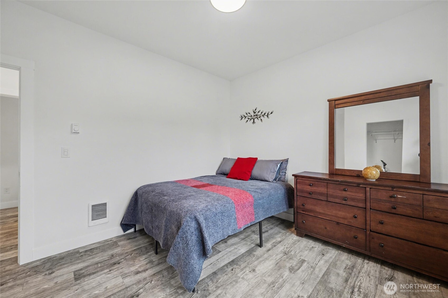 8365 Golden Valley Boulevard , Maple Falls, WA 98266