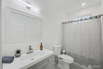 8365 Golden Valley Boulevard , Maple Falls, WA 98266 - Photo 18