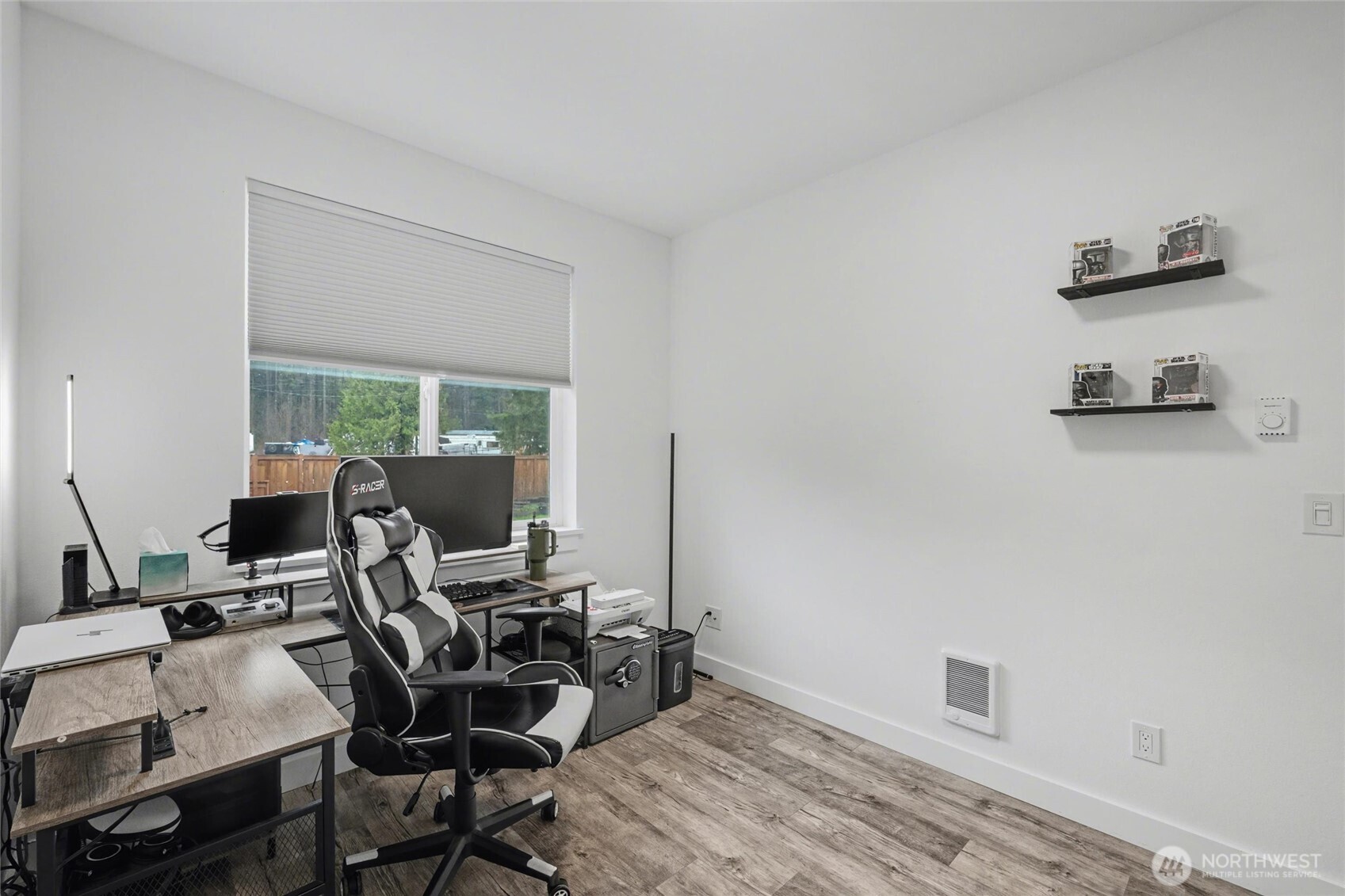 8365 Golden Valley Boulevard , Maple Falls, WA 98266