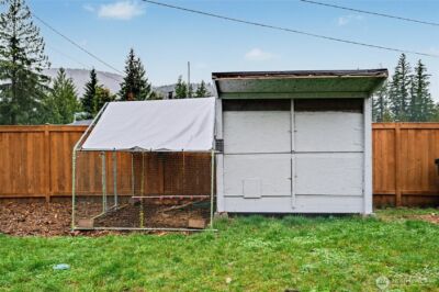 8365 Golden Valley Boulevard , Maple Falls, WA 98266 - Photo 22