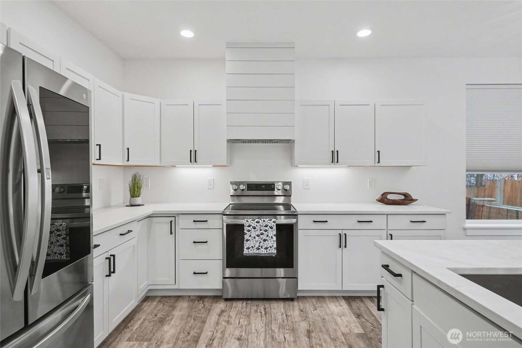 8365 Golden Valley Boulevard , Maple Falls, WA 98266