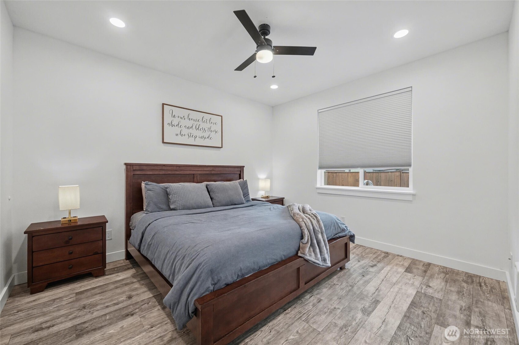 8365 Golden Valley Boulevard , Maple Falls, WA 98266