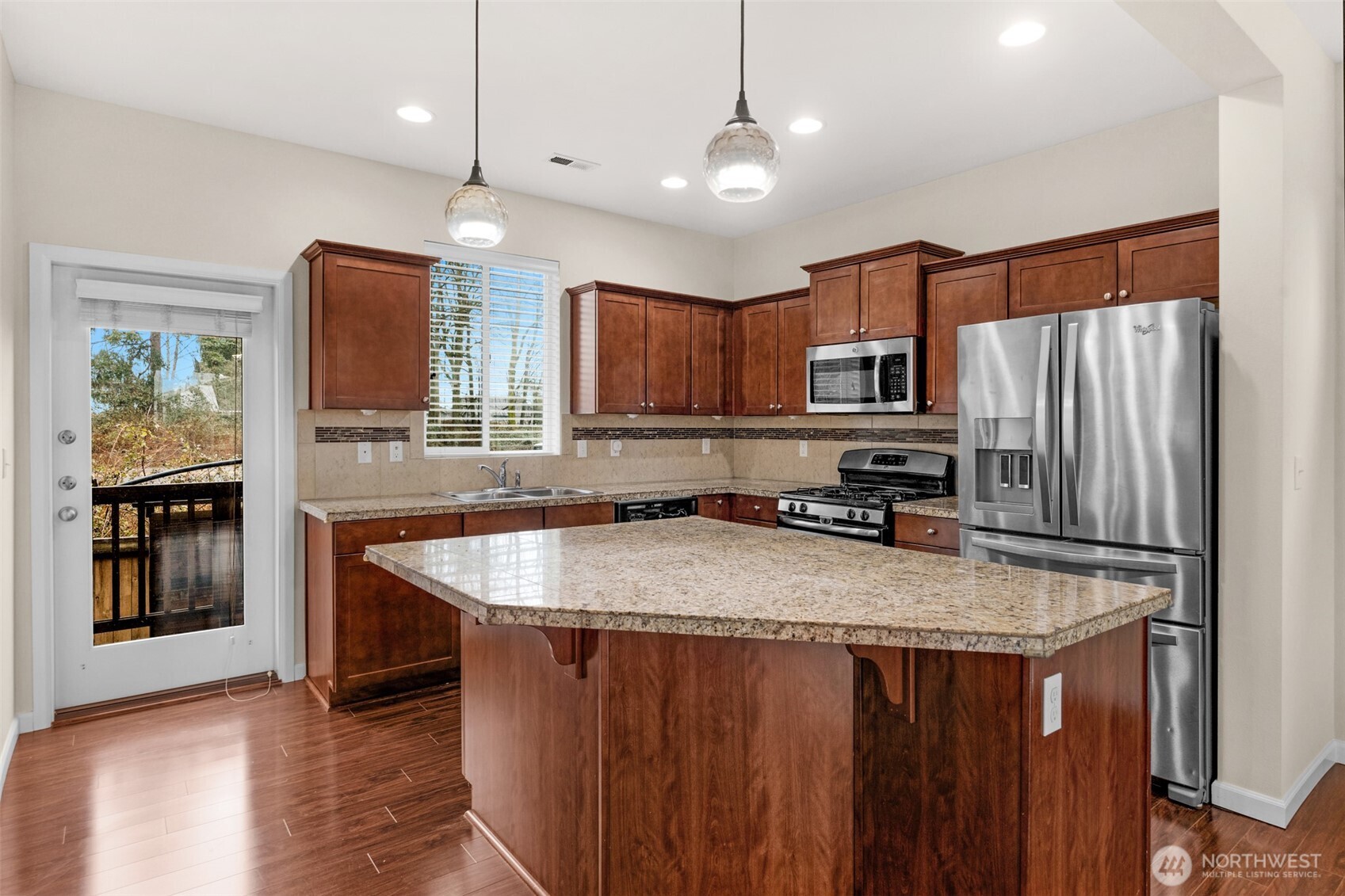 1224 92nd Avenue NE, Lake Stevens, WA 98258