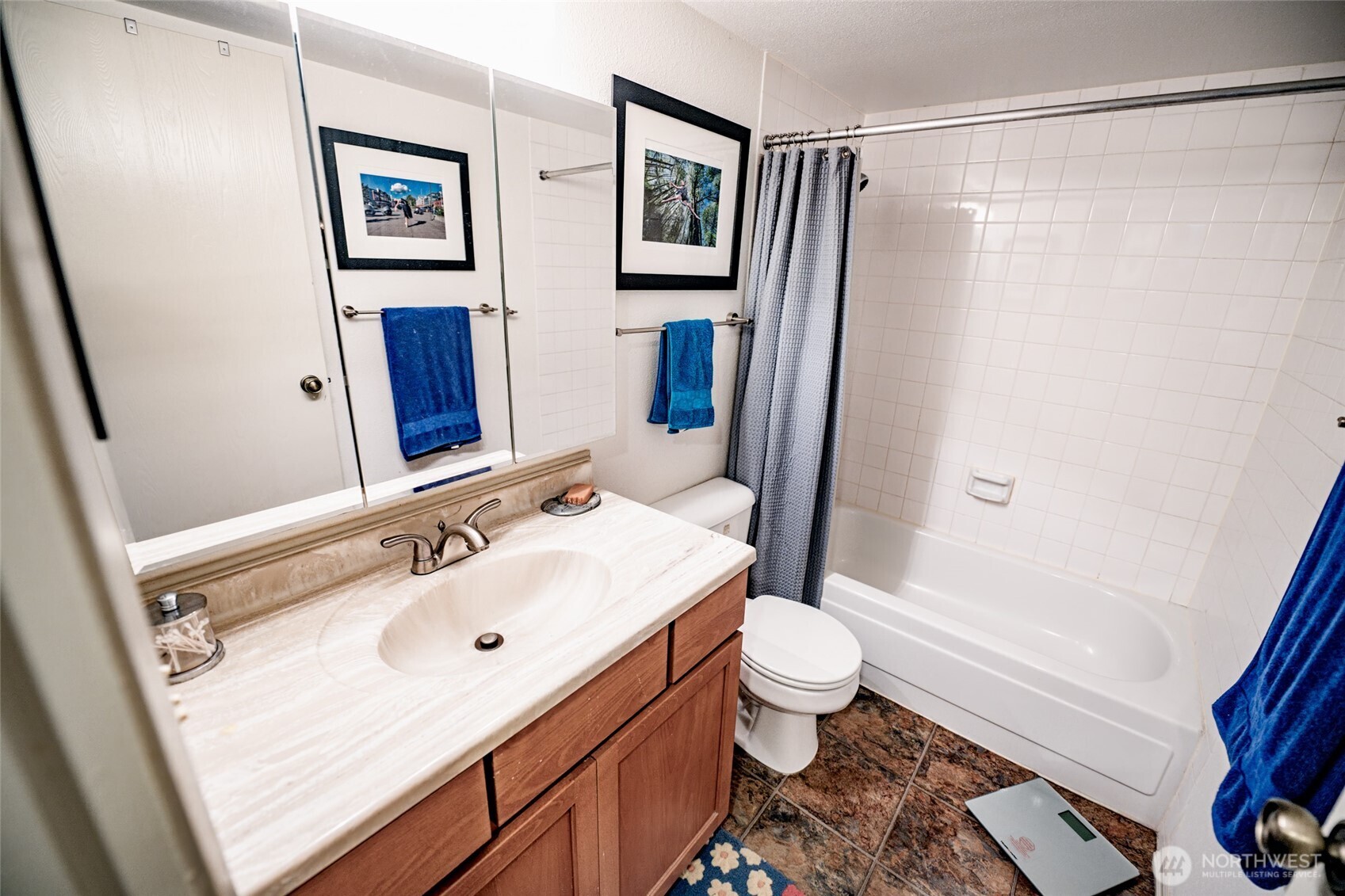 4635 W Lake Sammamish Parkway SE #G305, Issaquah, WA 98027