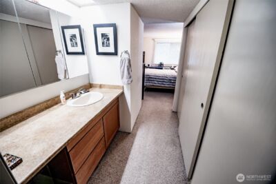 4635 W Lake Sammamish Parkway SE #G305, Issaquah, WA 98027 - Photo 9