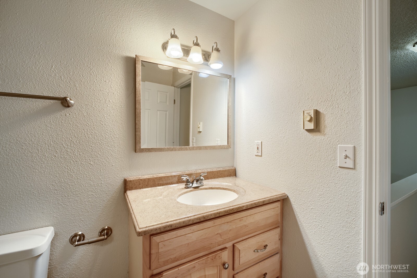 13059 Pacific Highway SW #C, Lakewood, WA 98499