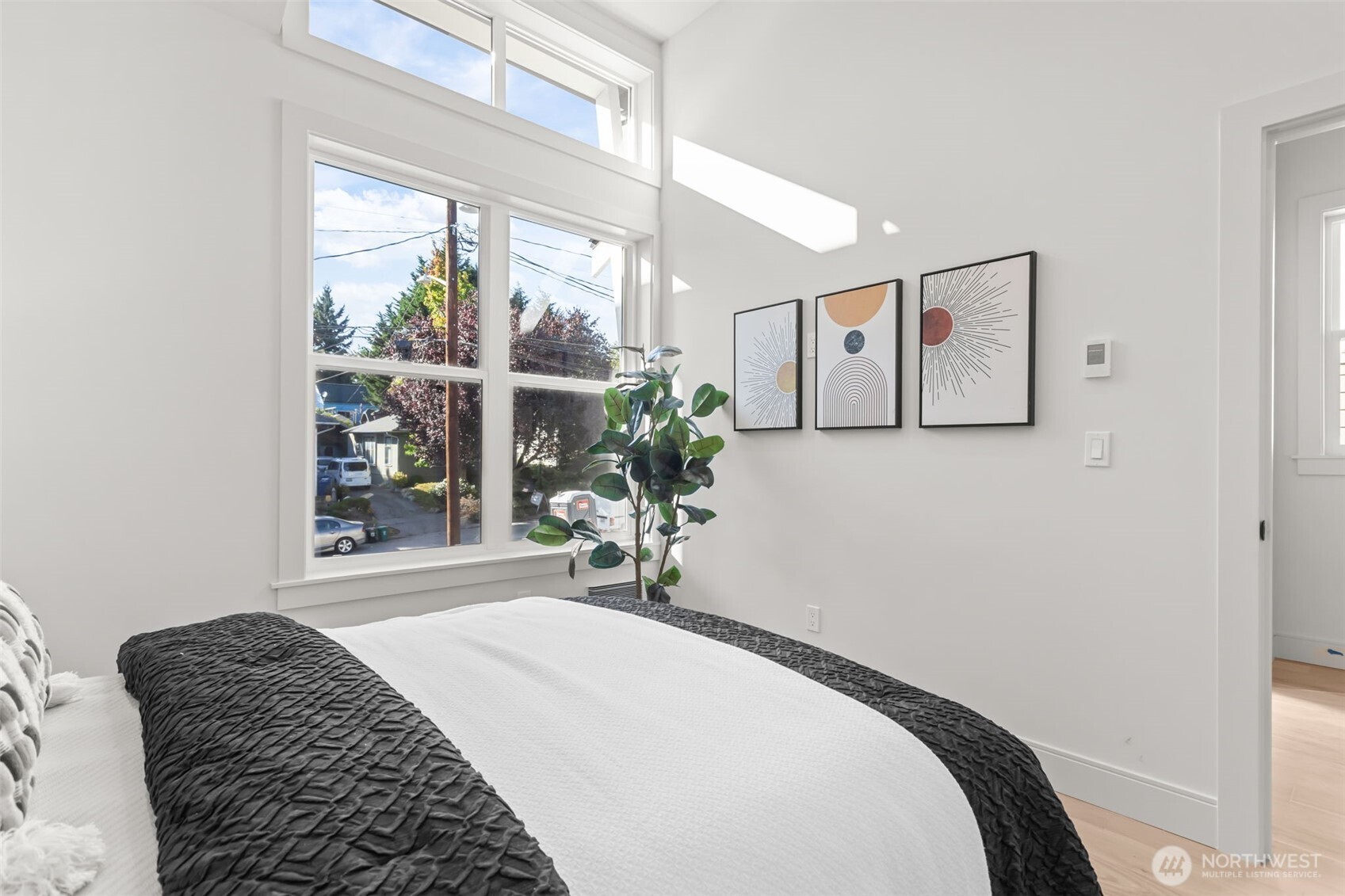 7350 22nd Avenue NW #B, Seattle, WA 98117