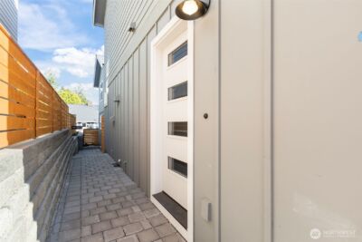 7350 22nd Avenue NW #B, Seattle, WA 98117 - Photo 24