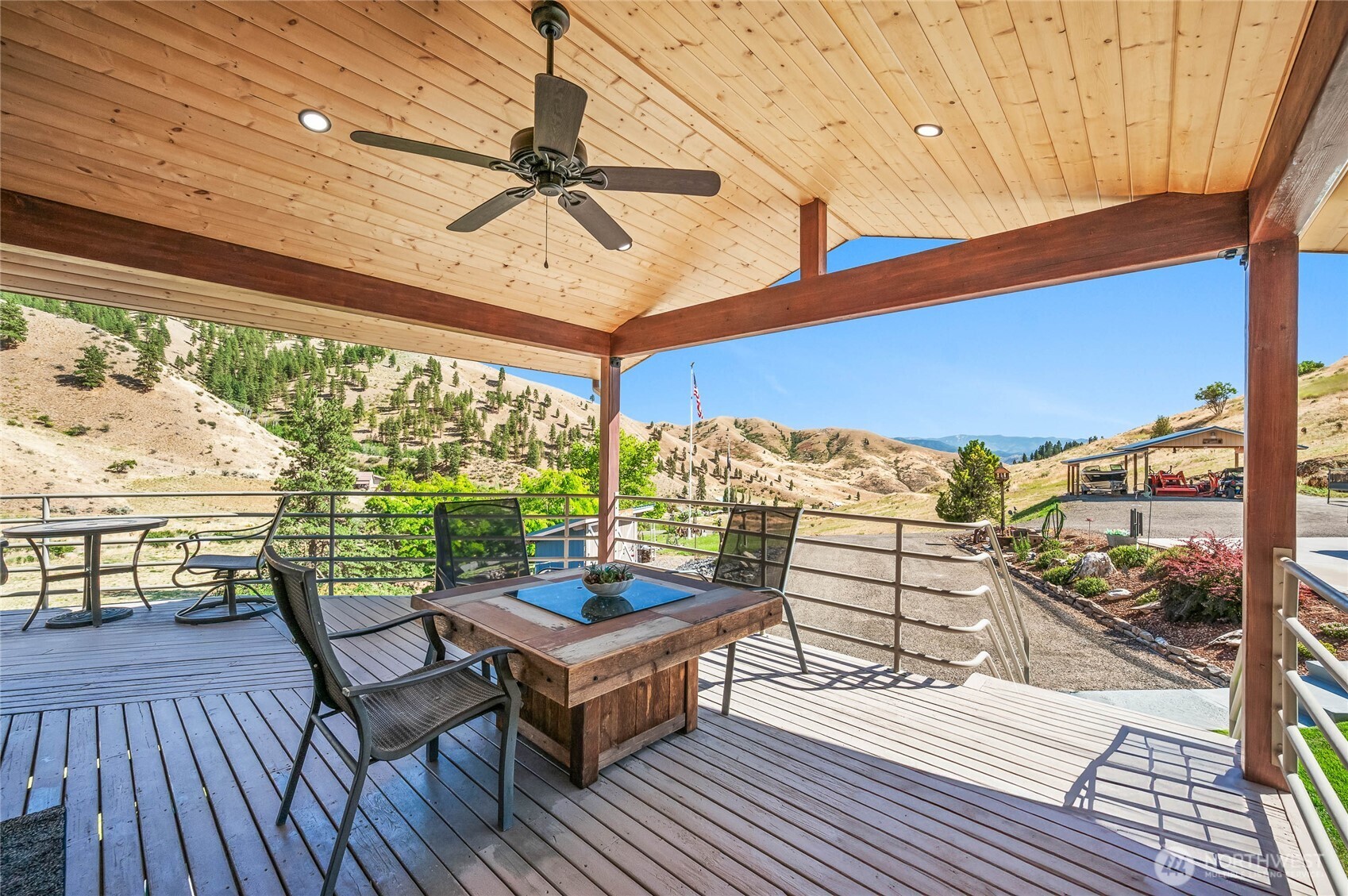 8770 Nahahum Canyon Road , Cashmere, WA 98815