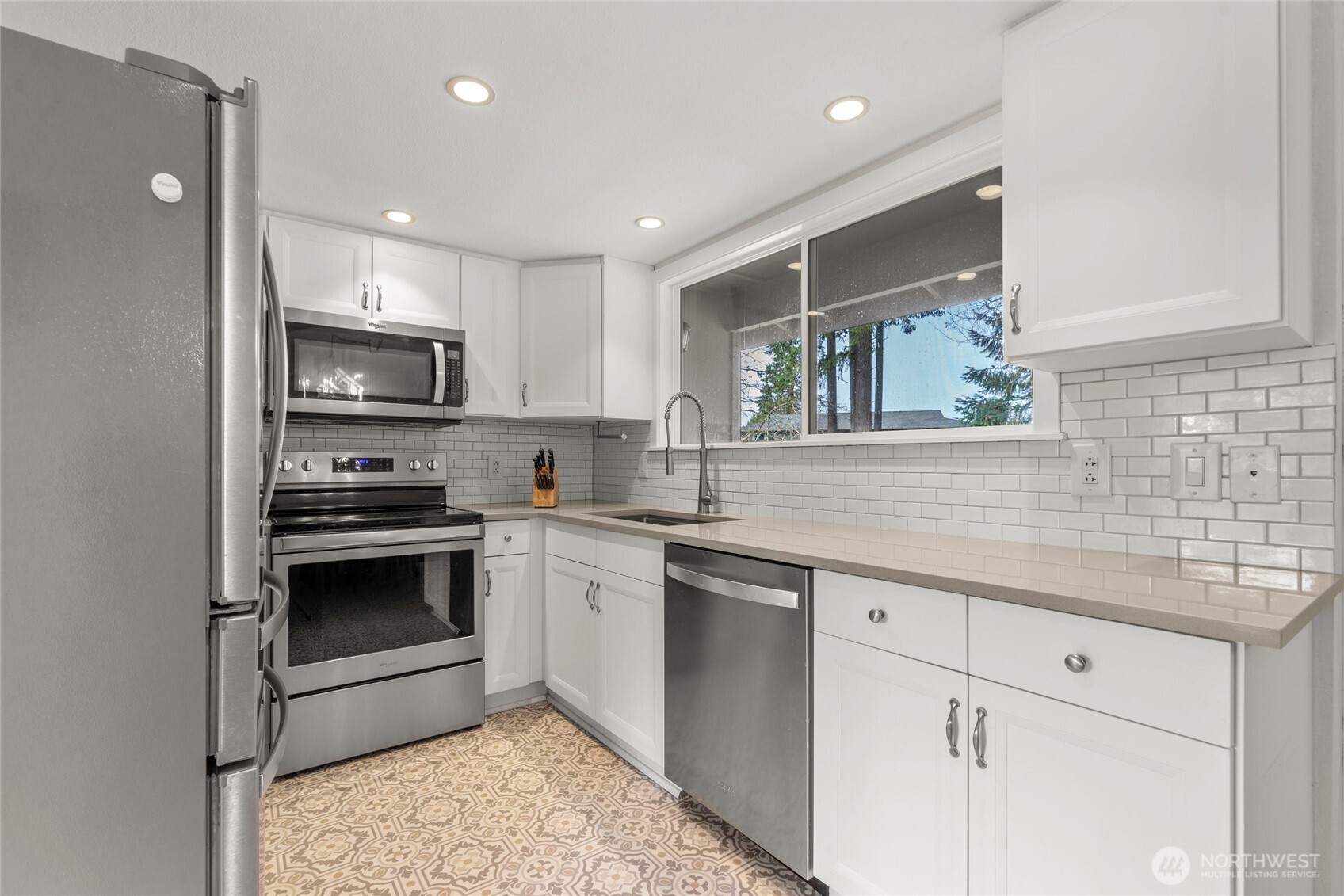 2603 24th Street SE, Puyallup, WA 98374