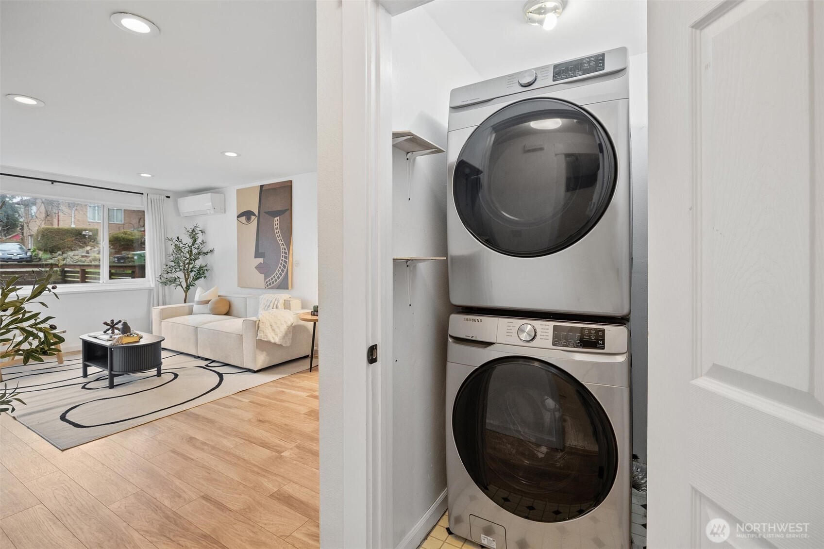 3912 S Findlay Street , Seattle, WA 98118