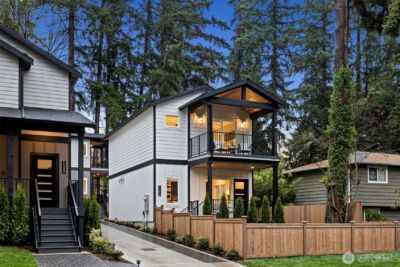 11218 115th Place NE, Kirkland, WA 98033 - Photo 2