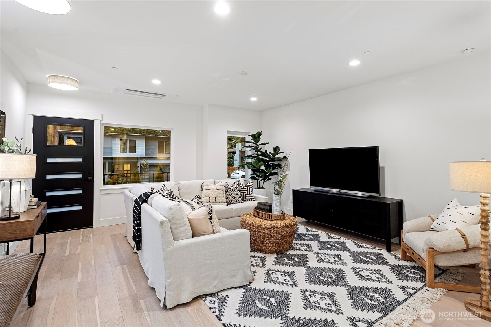 11218 115th Place NE, Kirkland, WA 98033