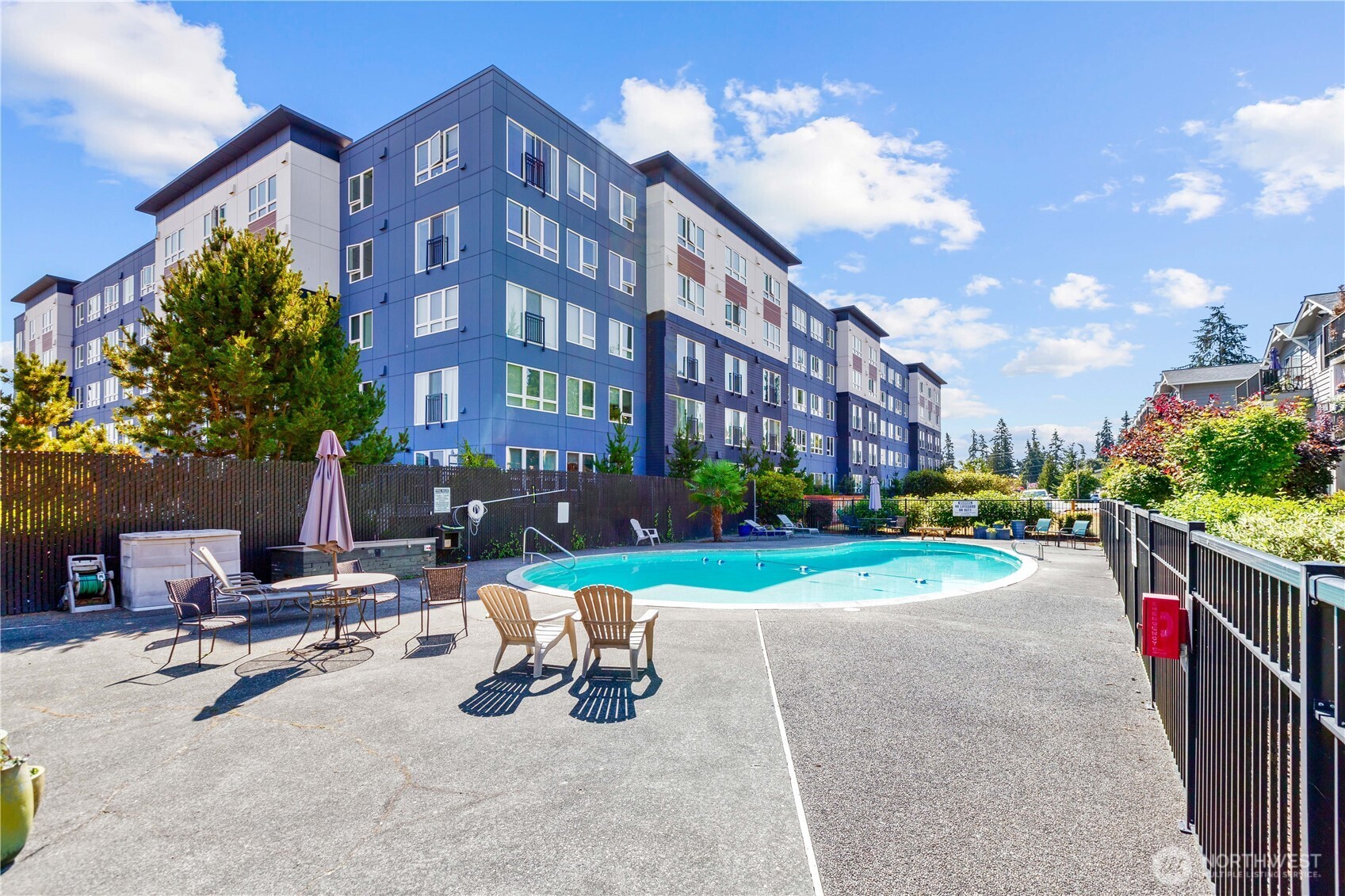 8017 234th Street SW #325, Edmonds, WA 98026