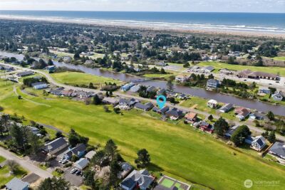 550 Canal Drive NE, Ocean Shores, WA 98569 - Photo 31