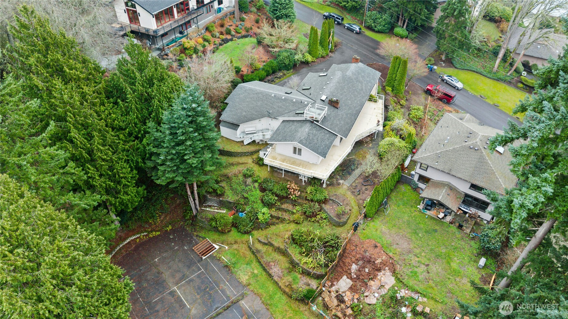 6420 NE 129th Place , Kirkland, WA 98034
