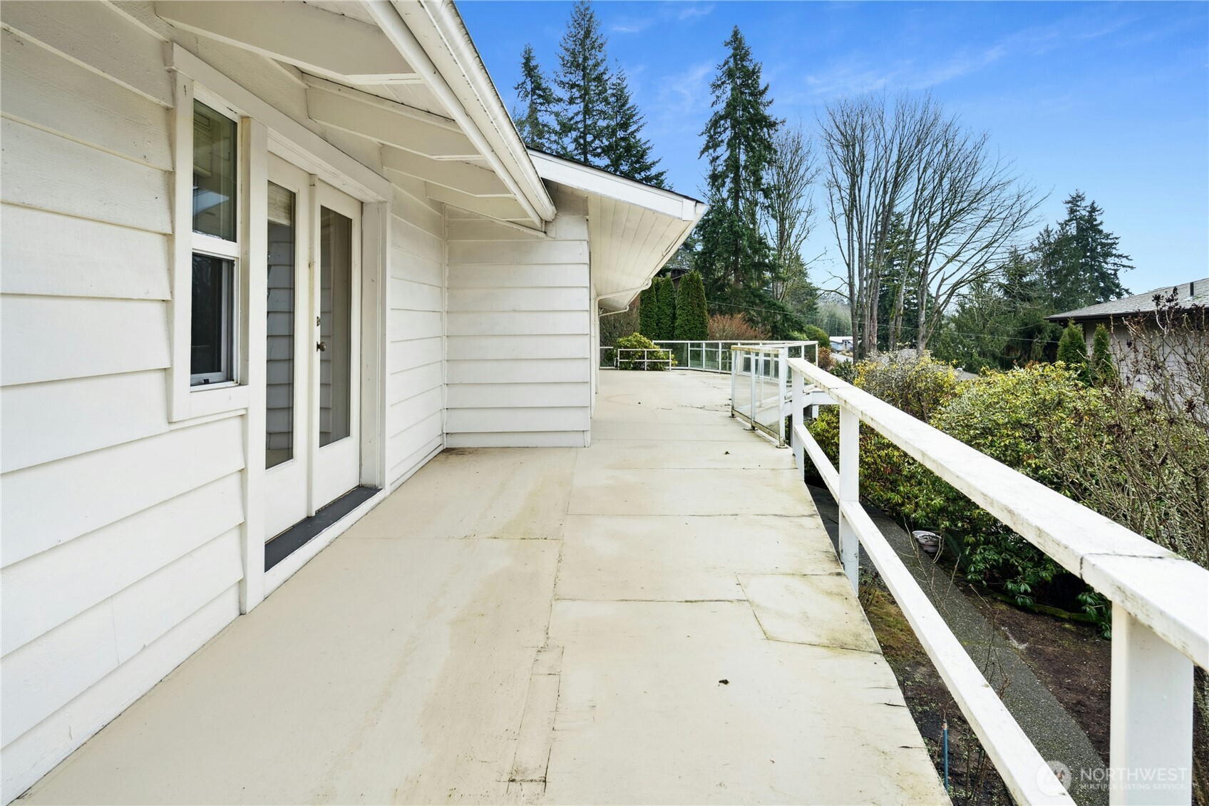 6420 NE 129th Place , Kirkland, WA 98034
