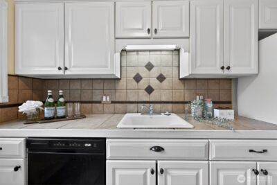 12251 SE 59th Street #102, Bellevue, WA 98006 - Photo 11