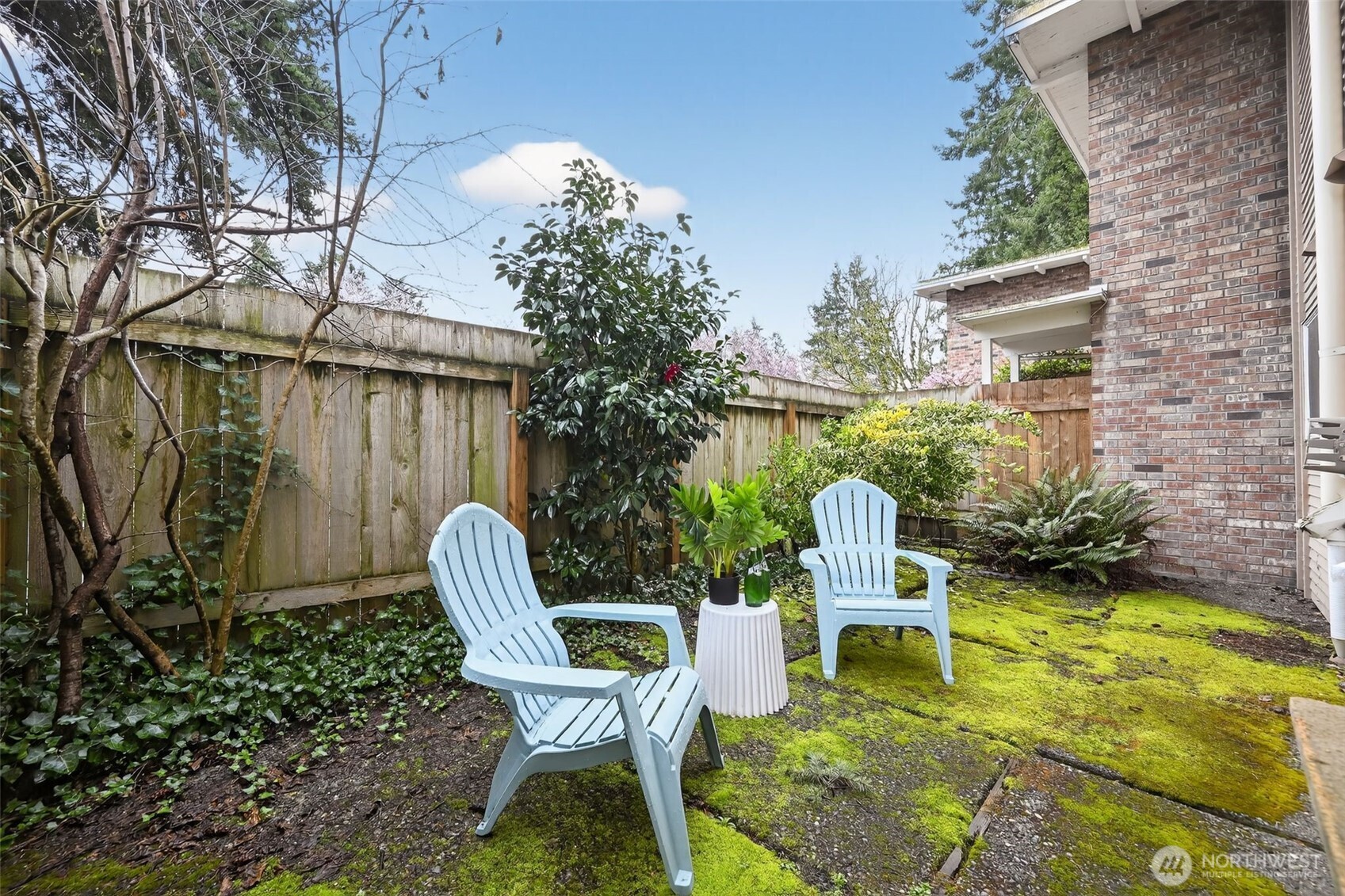 12251 SE 59th Street #102, Bellevue, WA 98006