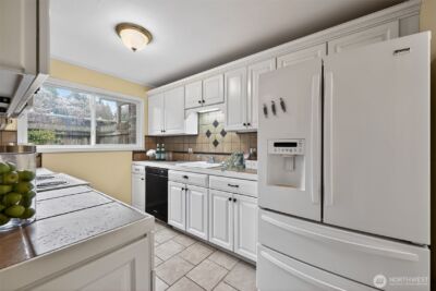 12251 SE 59th Street #102, Bellevue, WA 98006 - Photo 8