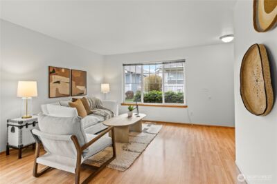 1030 Sinclair Way #42, Burlington, WA 98233 - Photo 4