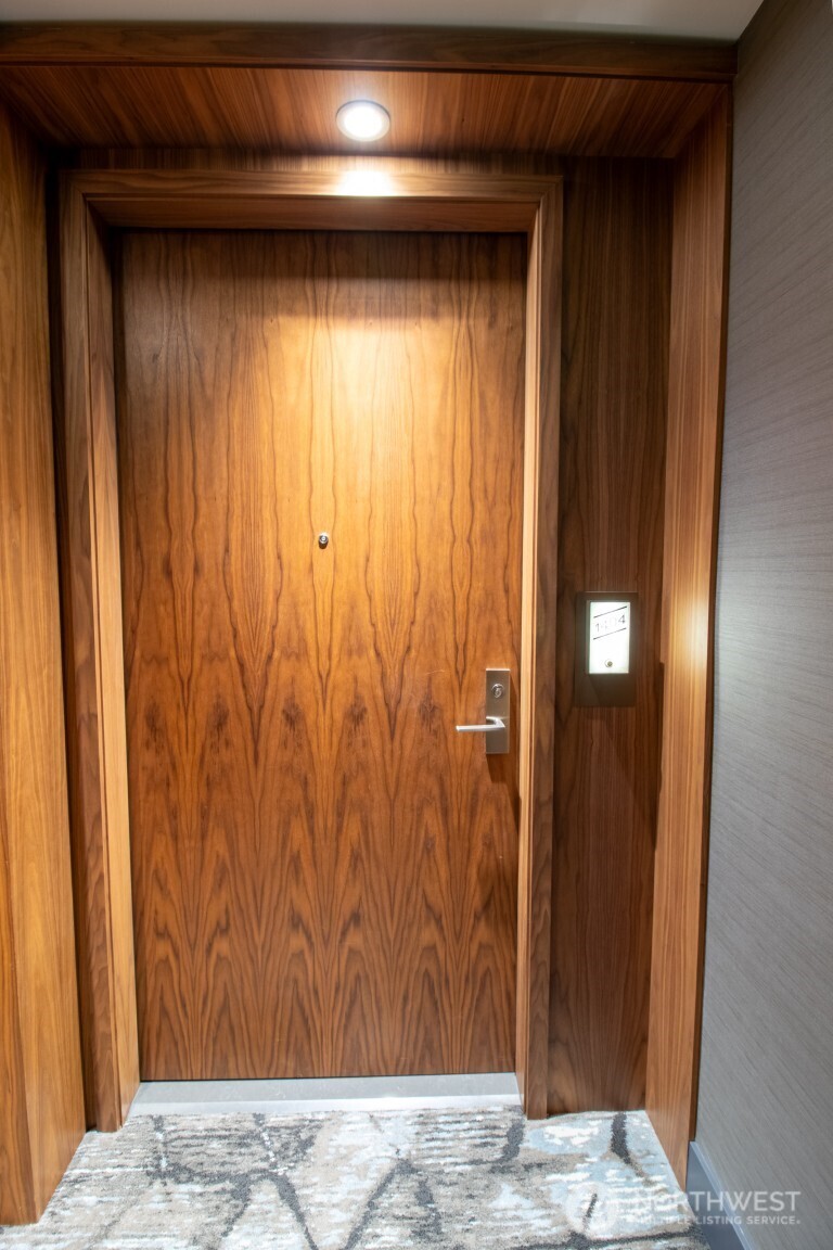 188 Bellevue Way NE #1404, Bellevue, WA 98004