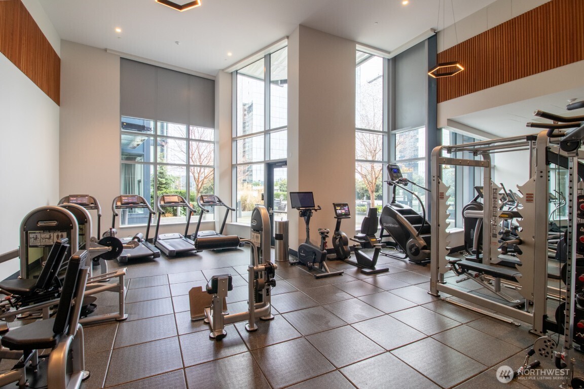 188 Bellevue Way NE #1404, Bellevue, WA 98004