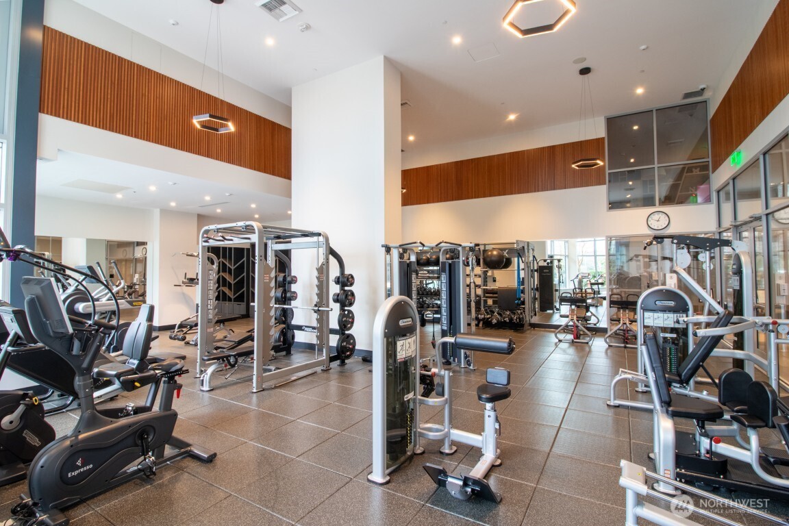 188 Bellevue Way NE #1404, Bellevue, WA 98004