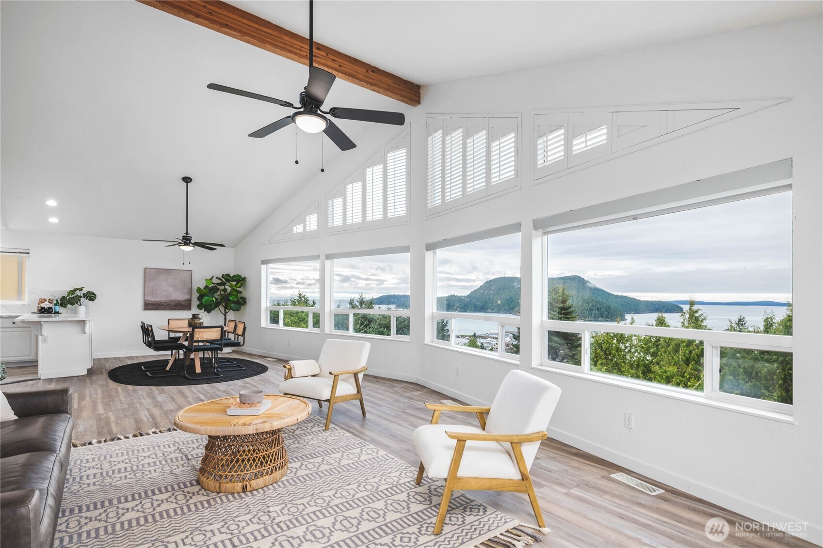 2104 Highland Drive , Anacortes, WA 98221