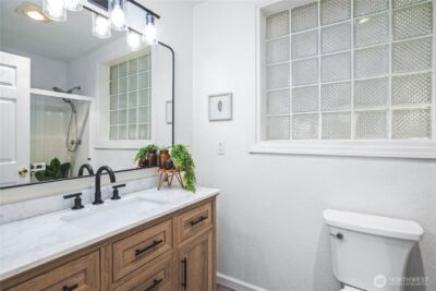 2104 Highland Drive , Anacortes, WA 98221 - Photo 18