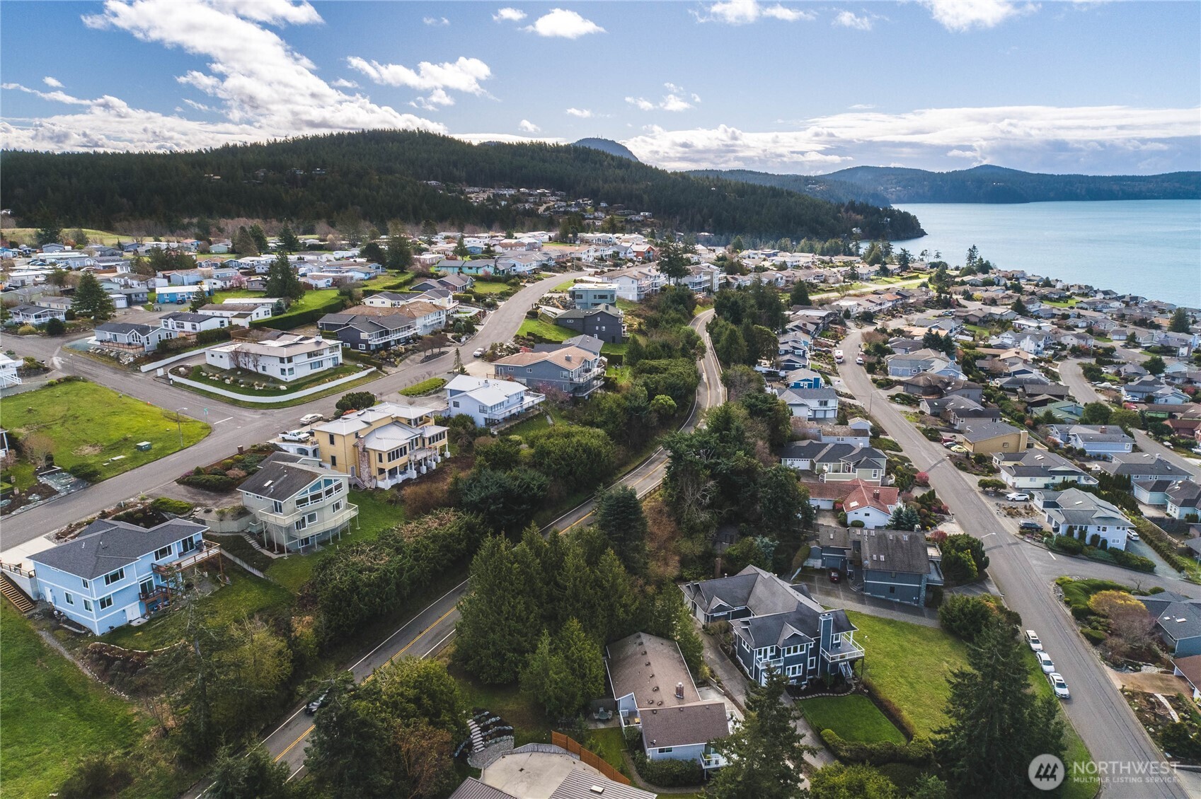 2104 Highland Drive , Anacortes, WA 98221