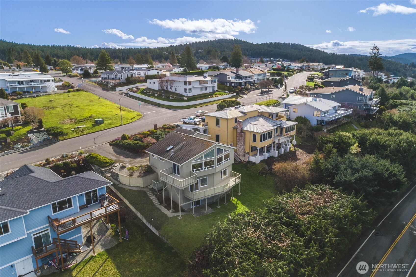 2104 Highland Drive , Anacortes, WA 98221