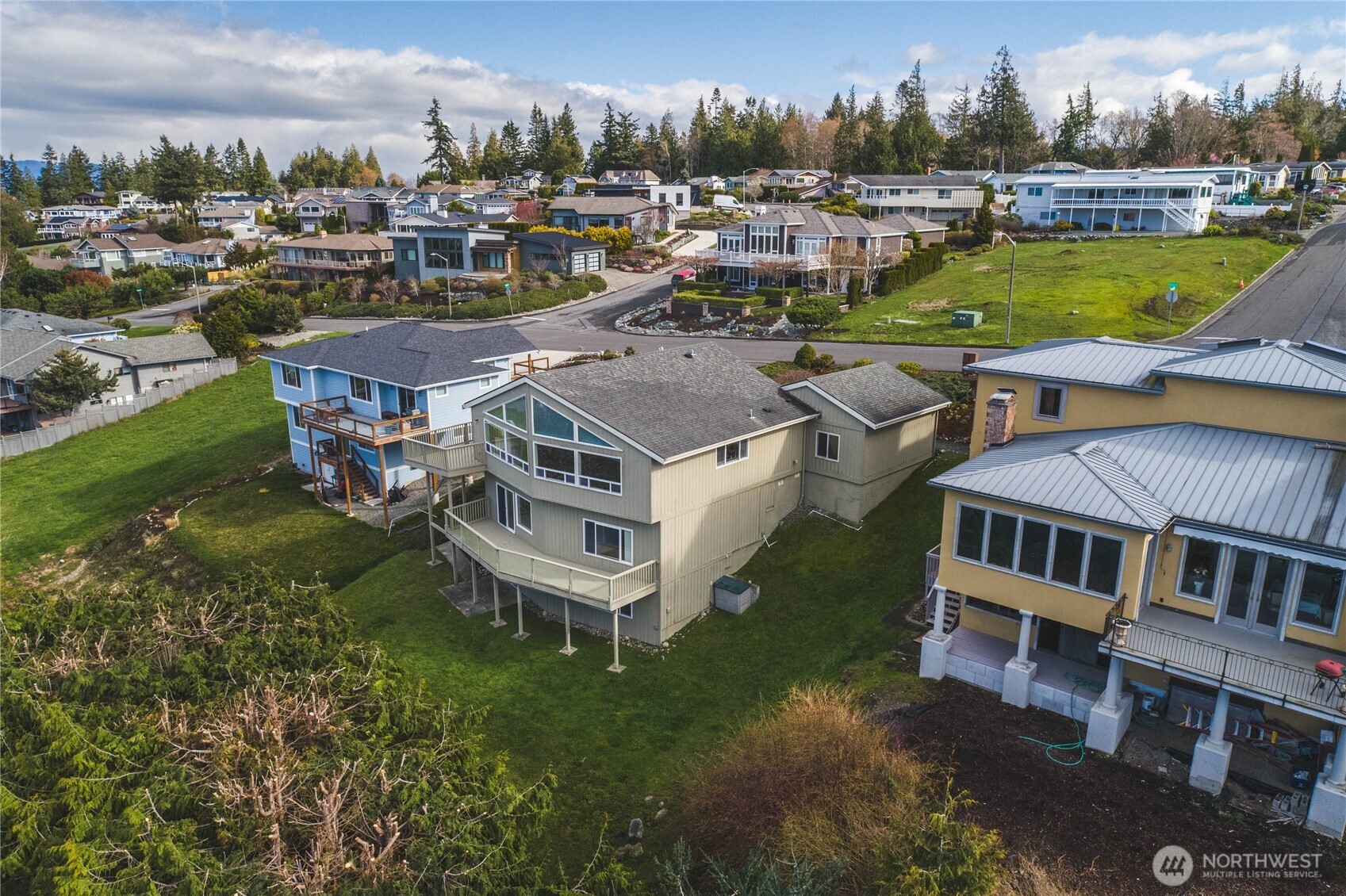 2104 Highland Drive , Anacortes, WA 98221