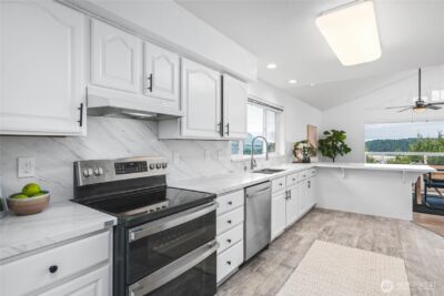 2104 Highland Drive , Anacortes, WA 98221 - Photo 7