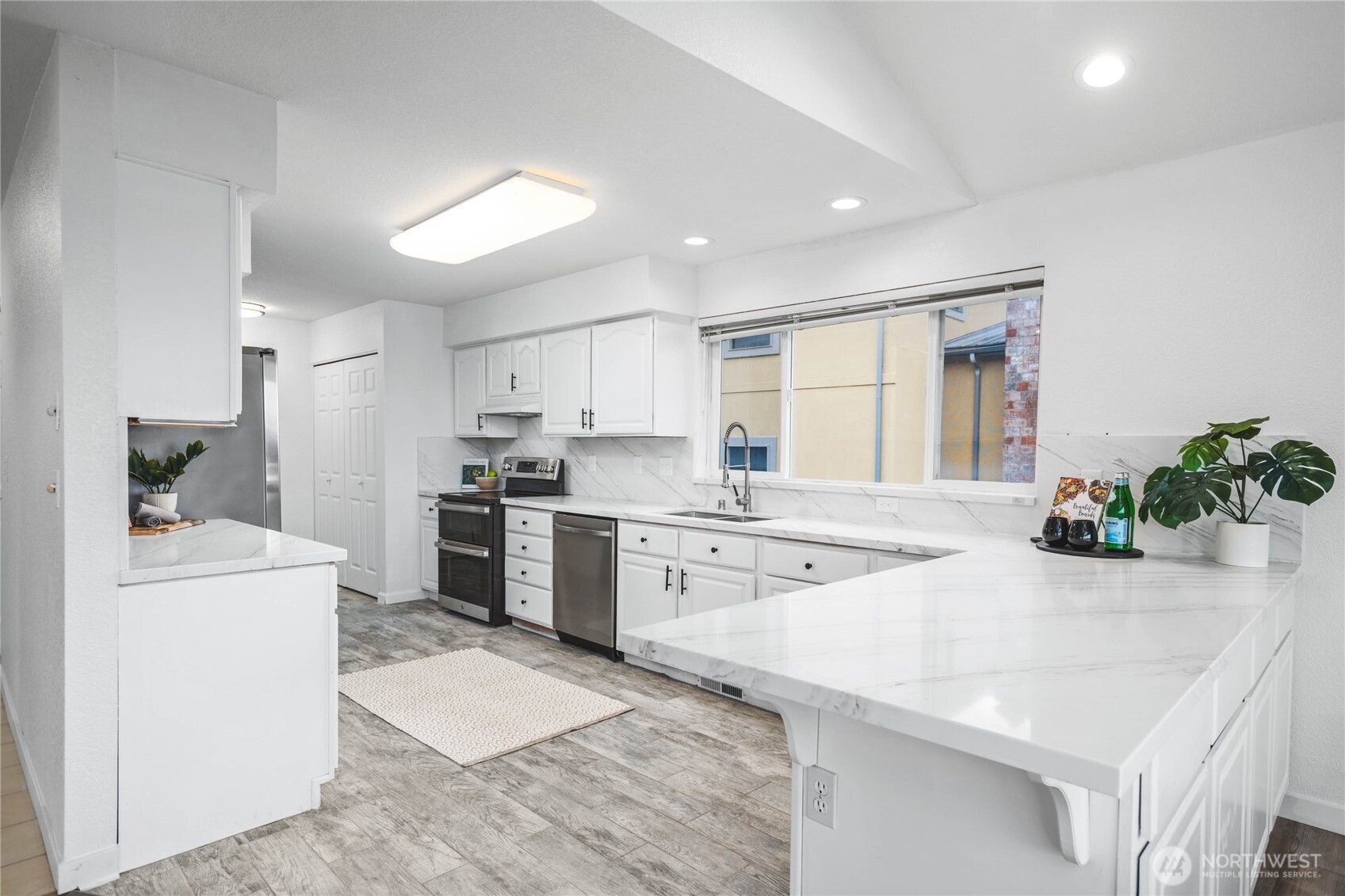 2104 Highland Drive , Anacortes, WA 98221