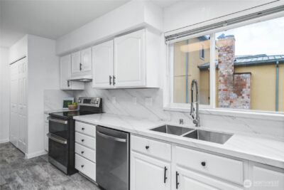 2104 Highland Drive , Anacortes, WA 98221 - Photo 10