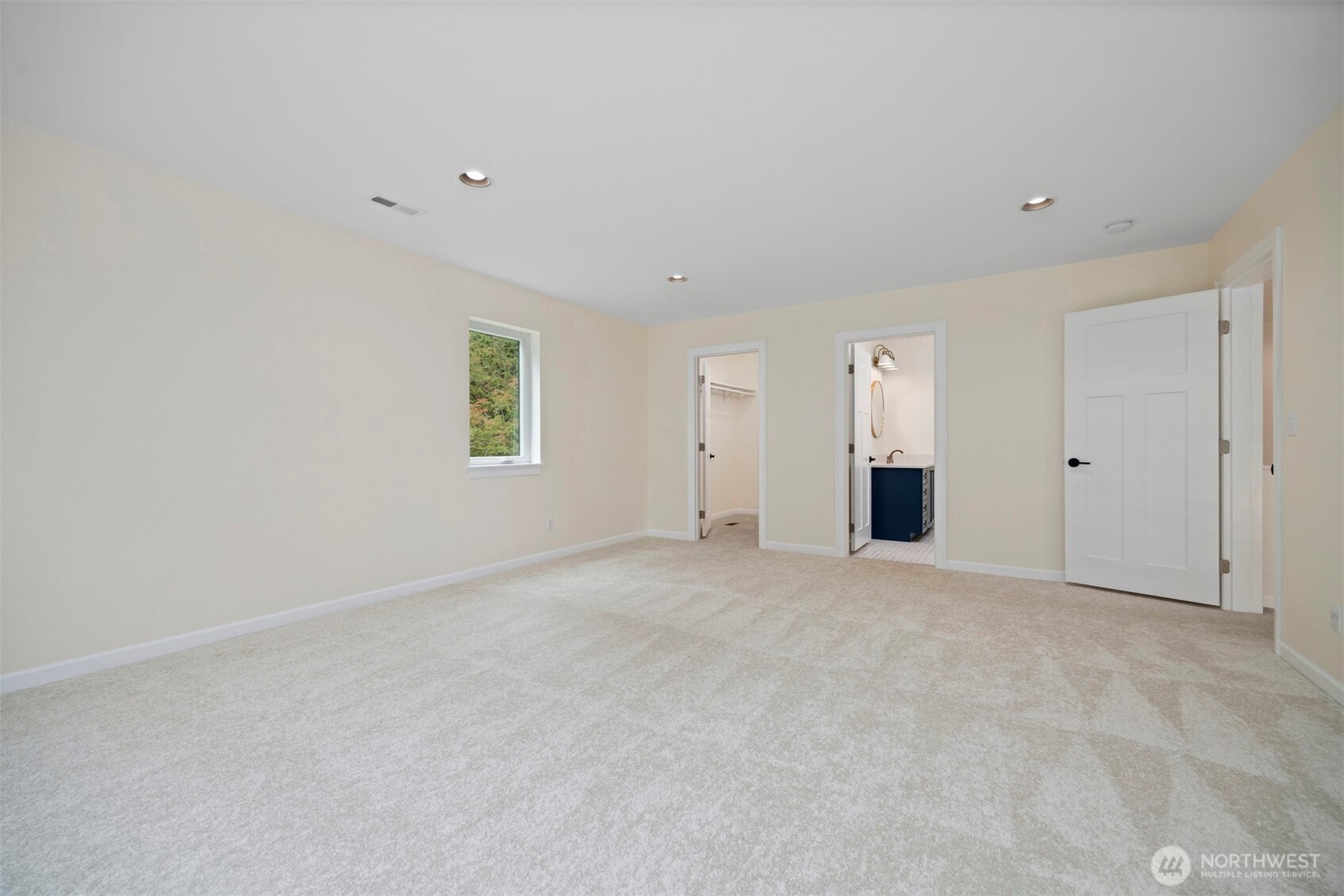2788 Douglas Road , Ferndale, WA 98248-8907