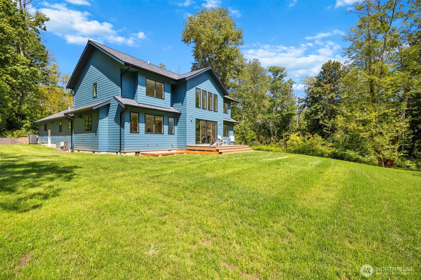 2788 Douglas Road , Ferndale, WA 98248-8907
