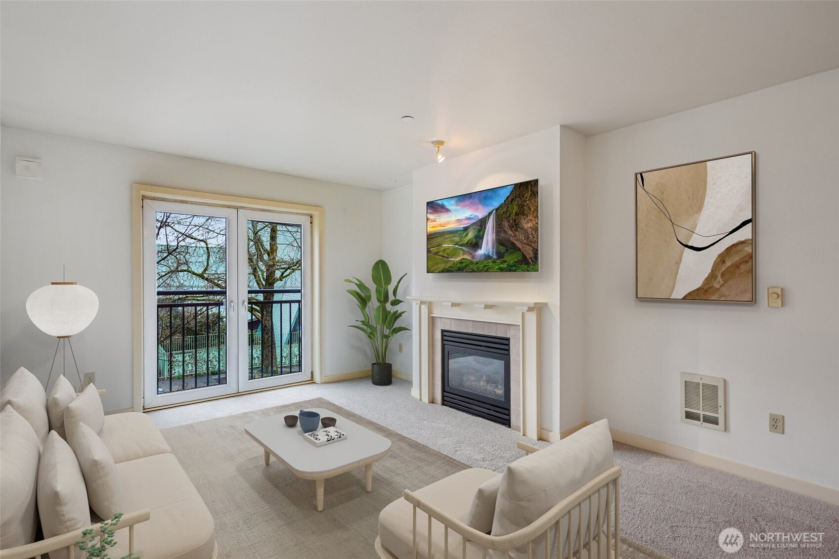 701 1st Avenue N #204, Seattle, WA 98109