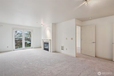 701 1st Avenue N #204, Seattle, WA 98109 - Photo 11