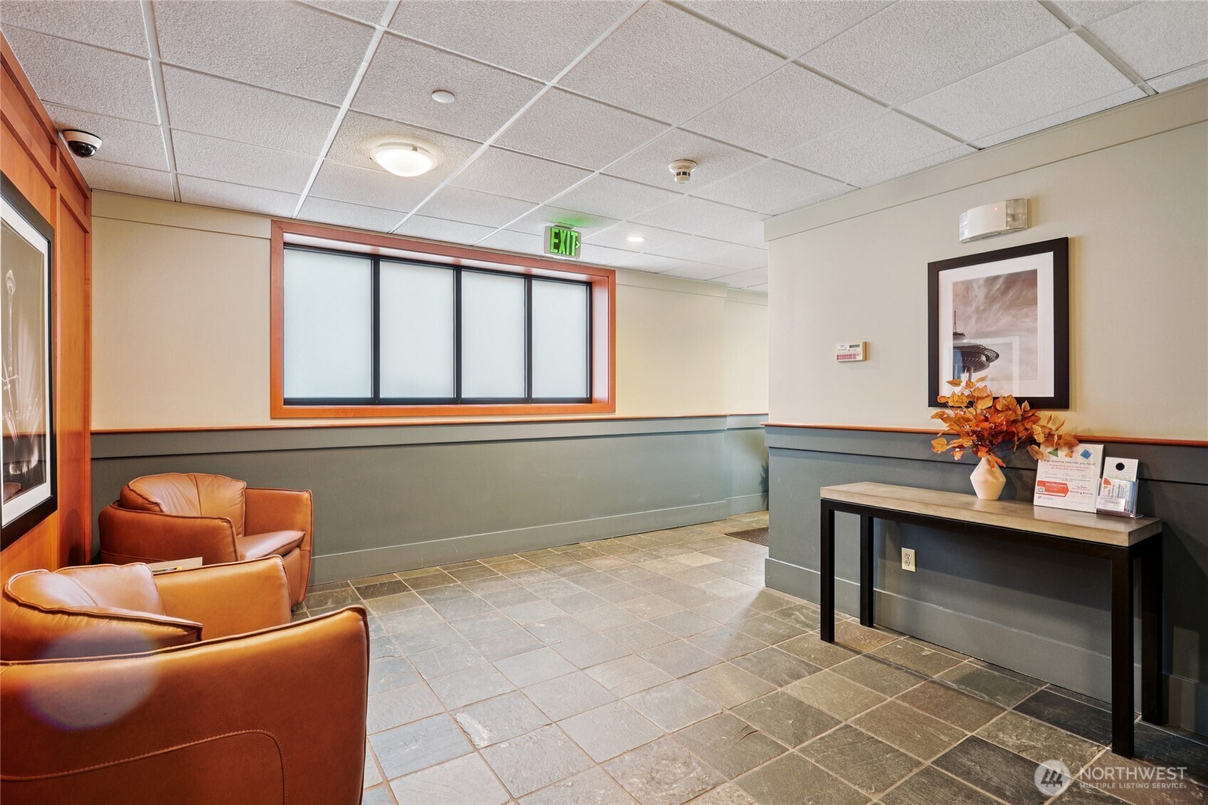 701 1st Avenue N #204, Seattle, WA 98109