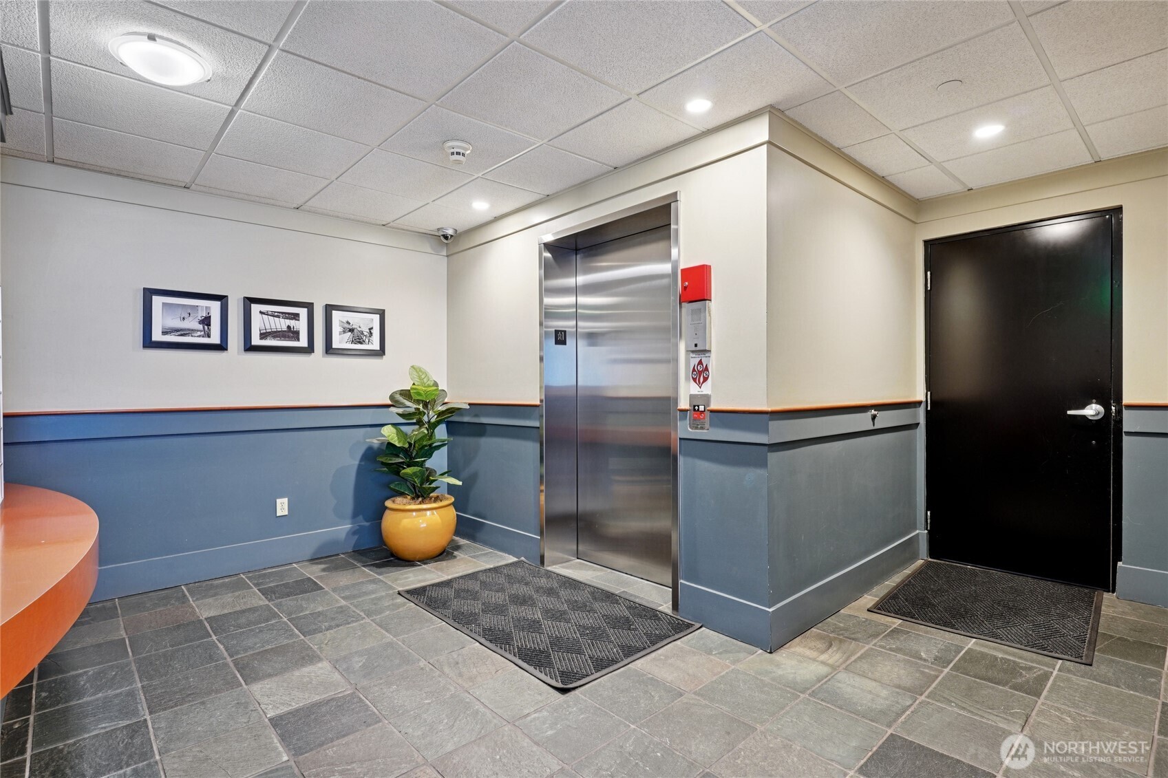 701 1st Avenue N #204, Seattle, WA 98109