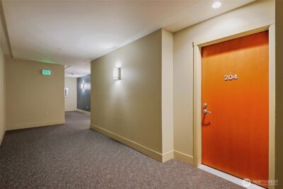 701 1st Avenue N #204, Seattle, WA 98109 - Photo 6