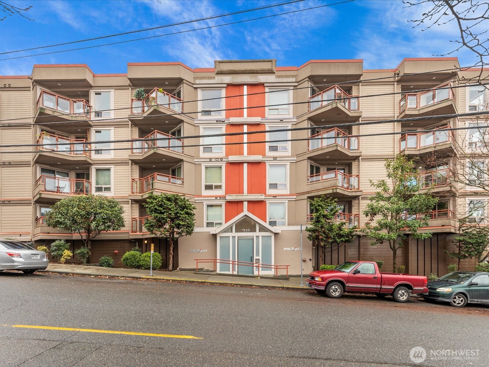 711 E Denny Way #104, Seattle, WA 98122
